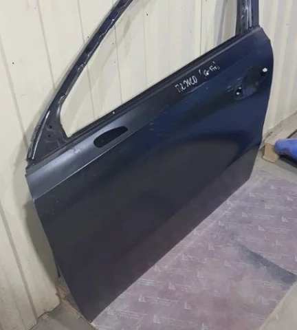 Дверь передняя левая для Peugeot 508 Седан 2011-2018 на фотографиях