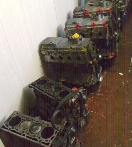 Двигатель для Renault Logan 2007-2012 (Универсал KS) на фотографиях