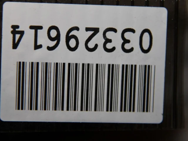 Ручка багажника для Toyota Corolla E120/E130 Хэтчбек 2001-2007 на фотографиях