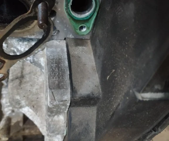 Продажа двигателя B5244T3