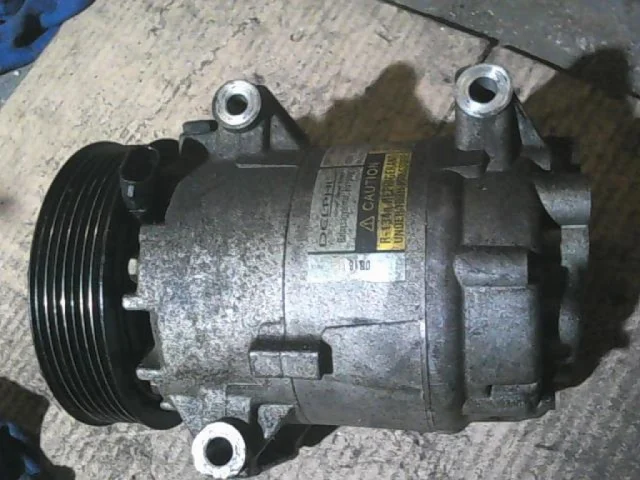 Компрессор кондиционера для Renault Megane Седан LM 2003-2009 на фотографиях