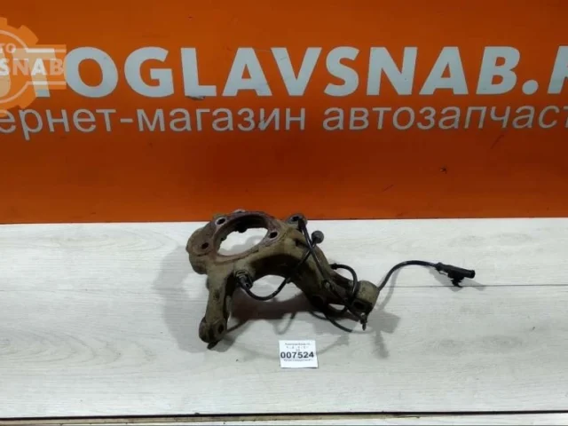 Кулак поворотный левый для Nissan Tiida SC11 Седан 2007-2014 на фотографиях