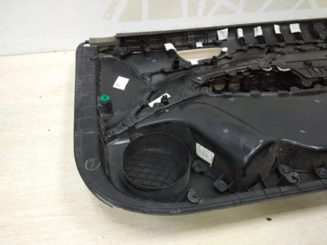 Обшивка двери передняя левая для Hyundai Solaris 2 (2017-2022) на фотографиях