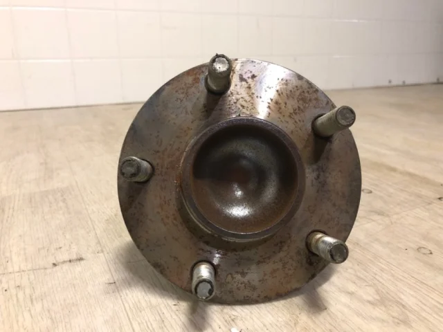 Ступица колеса задняя левая для Mitsubishi ASX I 2010-2012 на фотографиях