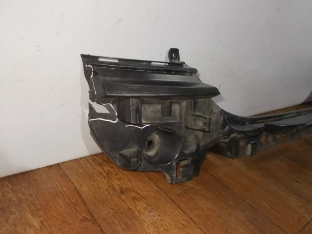 Кронштейн заднего бампера левый для BMW 5er Ф10 Rest. 2014-2017 на фотографиях