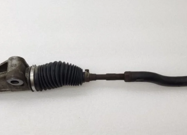 Рулевая рейка для Toyota RAV4 XA30 2005-2012 на фотографиях