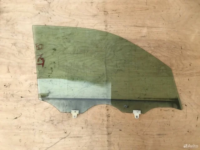 Стекло двери заднее правое для Nissan Qashqai J10 2006-2013 на фотографиях