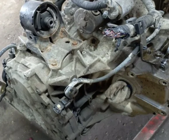 АКПП для Nissan Serena C24 1999-2005 на фотографиях