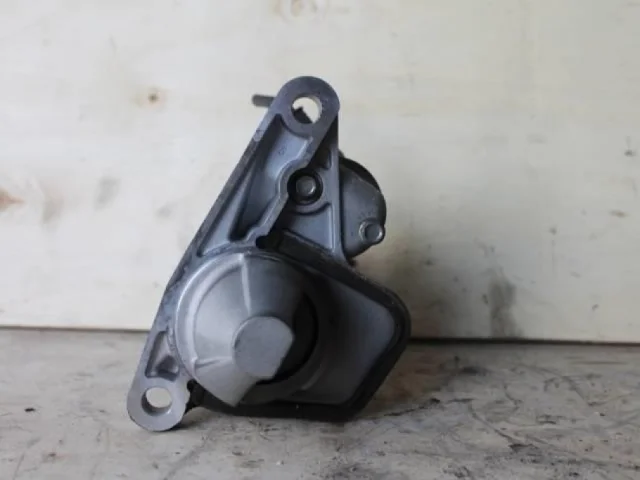 Стартер для Nissan X-Trail T31 RU 2007-2014 на фотографиях