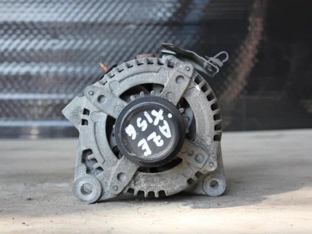 Генератор для Toyota RAV4 XA30 2005-2012 на фотографиях