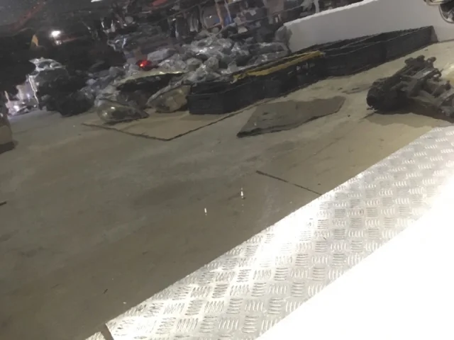 Дверь багажника для Volvo C30 MK 2006-2013 на фотографиях