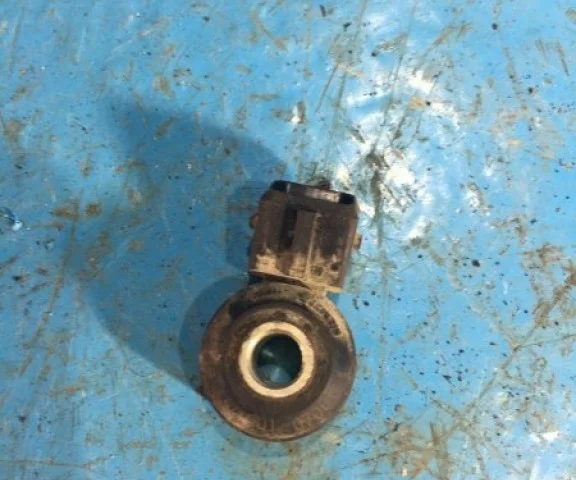 Датчик детонации для Nissan X-Trail T31 RU 2007-2014 на фотографиях