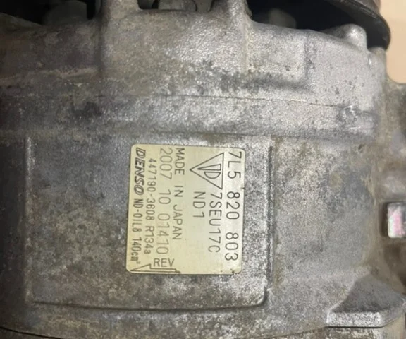 Компрессор кондиционера для Porsche Cayenne 958 2010-2014 на фотографиях