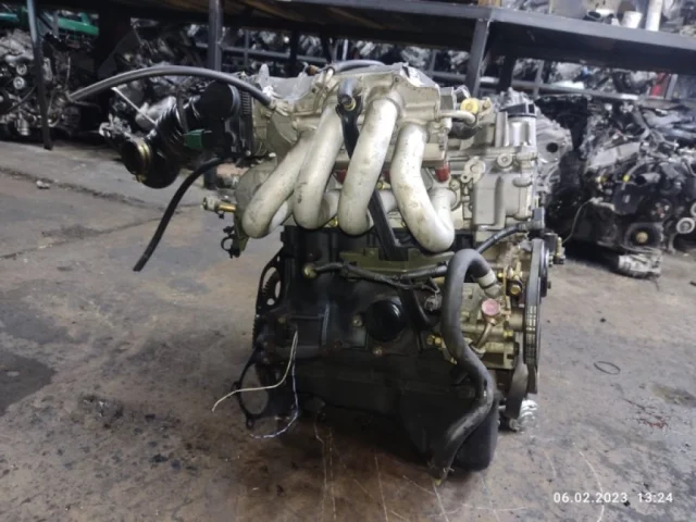 Двигатель для Nissan Primera P11 Седан 1996-2001 на фотографиях