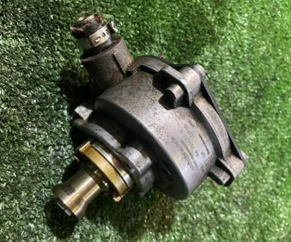 Вакуумный усилитель тормозов для BMW 5er Е60 2003-2010 на фотографиях