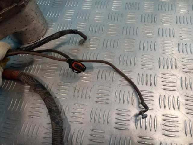 Насос ГУР для Opel Astra H Седан 2004-2014 на фотографиях