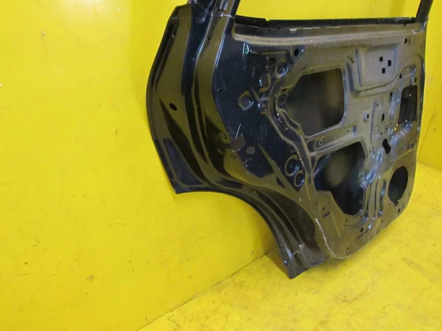 Дверь задняя левая для Nissan X-Trail T32 RU 2015-2022 на фотографиях