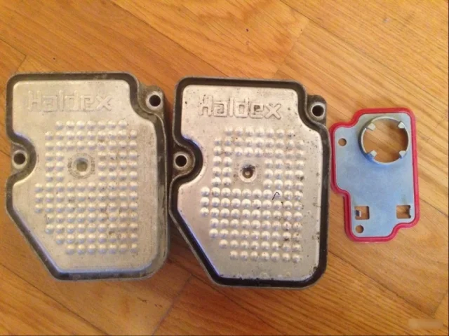 Блок управления двигателем для Volvo XC90 I C 2002-2014 на фотографиях