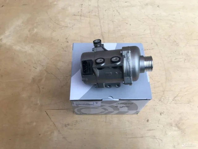 Насос охлаждающей жидкости ДВС(Помпа) для BMW 3er Е92 Купе 2006-2012 на фотографиях