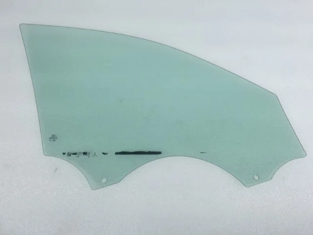 Стекла и зеркала для Audi A8 D4 2009-2017 на фотографиях