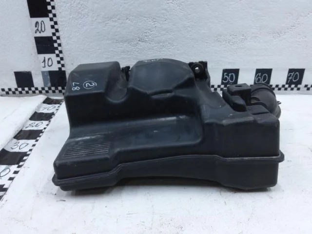 Резонатор воздуховода для Hyundai Solaris 2 (2017-2022) на фотографиях