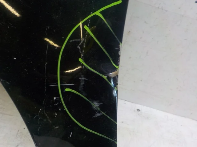 Крылья для Nissan Teana J32 2008-2013 на фотографиях