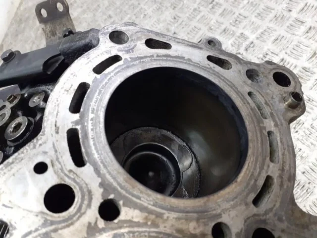 Двигатель для Mercedes-Benz GL class X164 2006-2012 на фотографиях