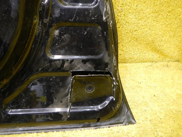 Дверь передняя правая для Toyota Land Cruiser 200 2007-2015 на фотографиях