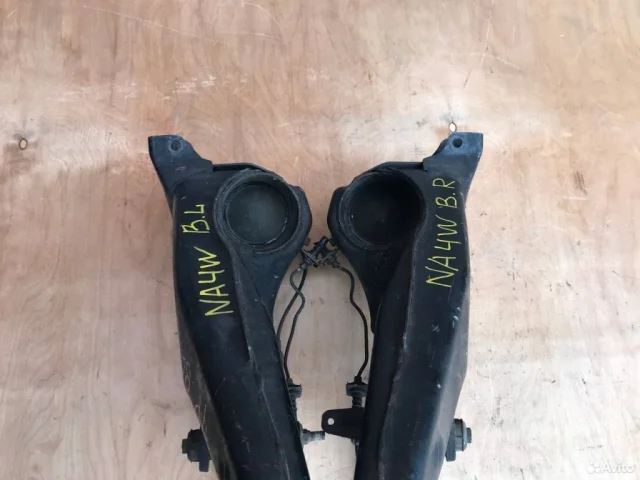 Рычаг задний левый нижний для Mitsubishi Grandis 2003-2011 на фотографиях