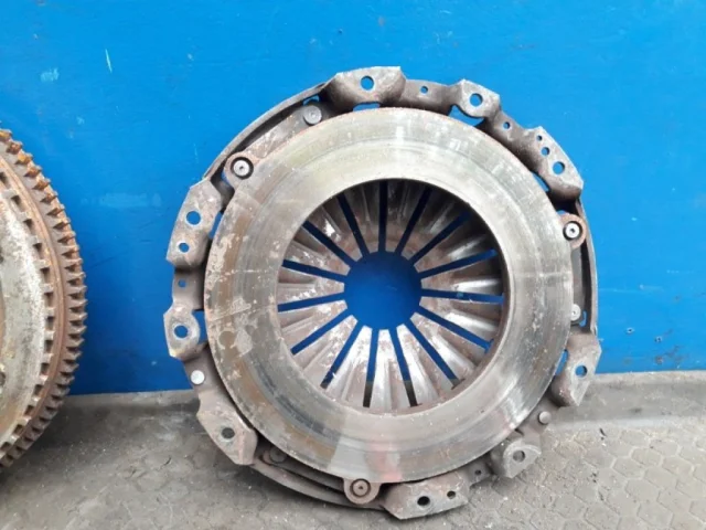 Маховик для Nissan Pathfinder R51 2004-2014 на фотографиях