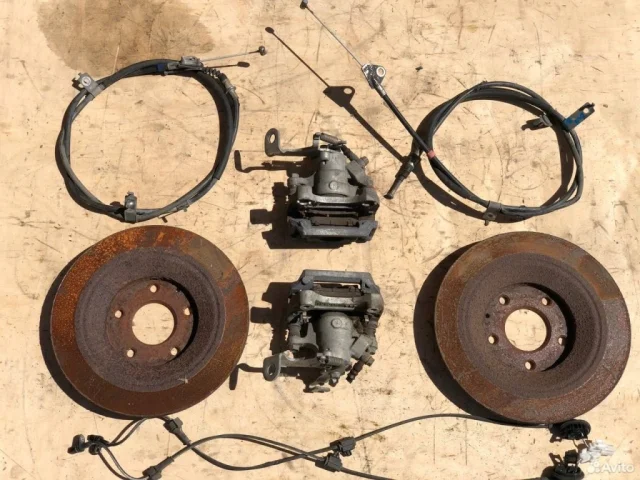 Суппорт задний левый для Mazda CX 5 KE 2011-2017 на фотографиях