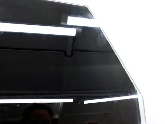 Стекло двери заднее левое для Audi Q7 4M 2015+ на фотографиях