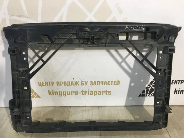 Панель радиатора (телевизор) для Skoda Rapid I NH3 2012-2017 на фотографиях