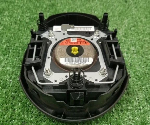 Подушка безопасности водителя для Mazda CX 5 KE 2011-2017 на фотографиях