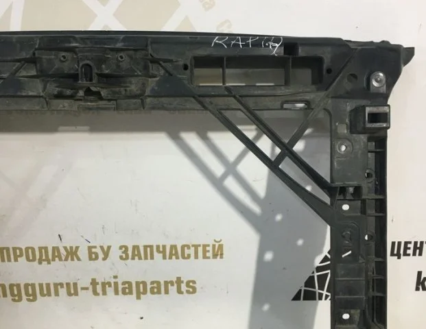 Панель радиатора (телевизор) для Skoda Rapid I NH3 2012-2017 на фотографиях