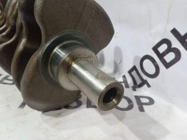 Коленвал для Toyota RAV4 XA30 2005-2012 на фотографиях