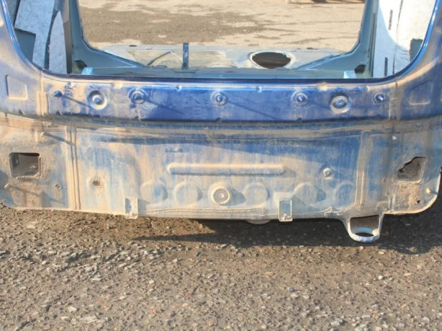 Заднее левое крыло для Skoda Rapid I rest NH3 2017-2020 на фотографиях