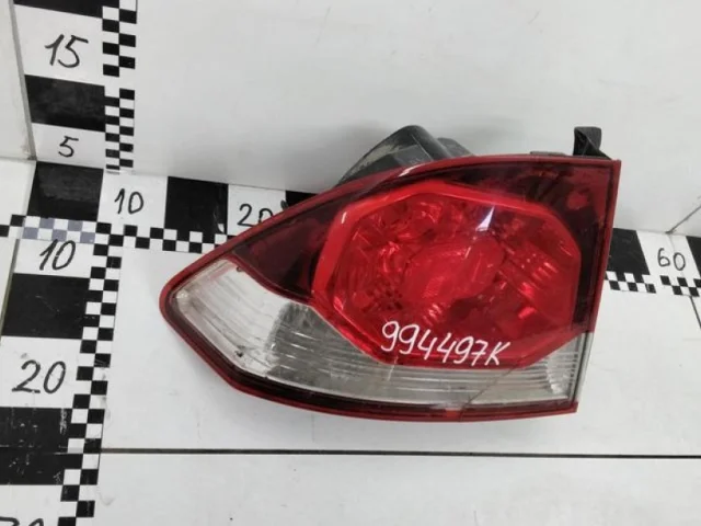 Фонарь левый для Honda Civic FD 2005-2012 седан на фотографиях