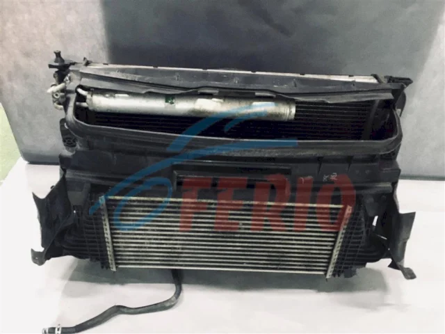 Радиатор охлаждения ДВС для Mercedes-Benz M class W164 2005-2011 на фотографиях