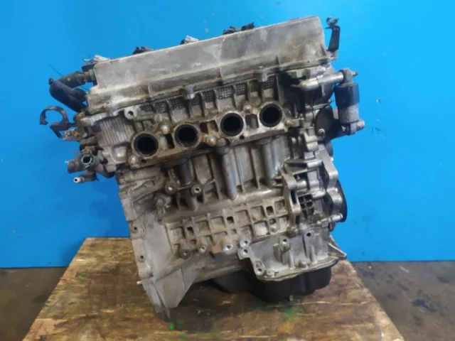 Топливный насос для Toyota Corolla E120/E130 Хэтчбек 2001-2007 на фотографиях