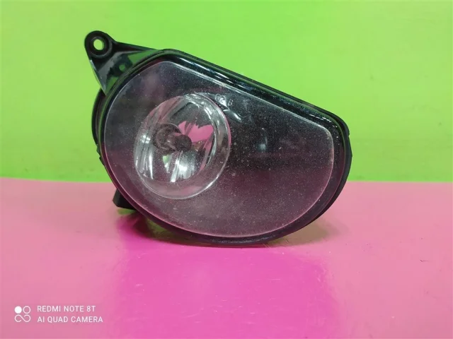 Противотуманка (ПТФ) передняя левая для Audi Q7 4L 2005-2015 на фотографиях