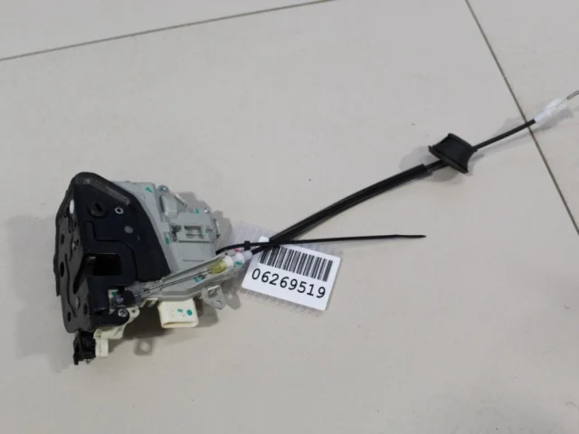 Замок задней левой двери для Audi Q5 8R 2008-2016 на фотографиях