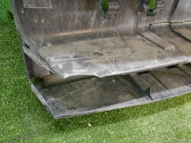 Панель радиатора (телевизор) для BMW X3 F25 2010-2017 на фотографиях