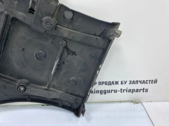 Кронштейн заднего бампера правый для BMW 5er G30 2016-2023 на фотографиях