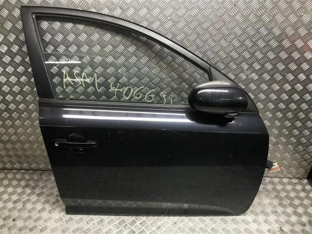 Дверь передняя правая для Kia Ceed 1 ED rest 2010-2012 на фотографиях