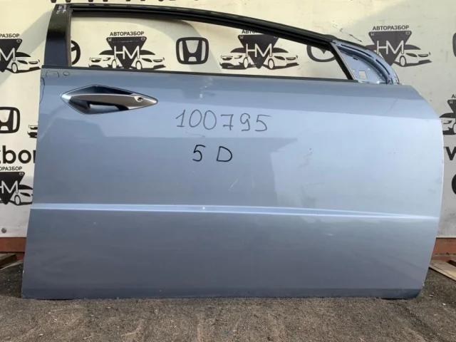 Дверь передняя правая для Honda Civic FK,FN 5D 2006-2012 на фотографиях