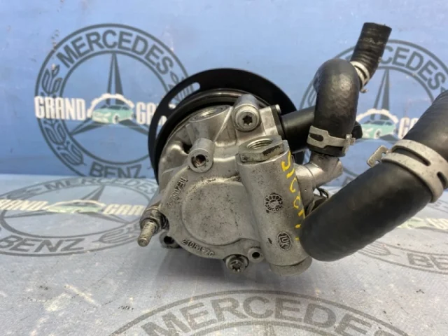 Насос ГУР для Mercedes-Benz CL class C215 1999-2006 на фотографиях