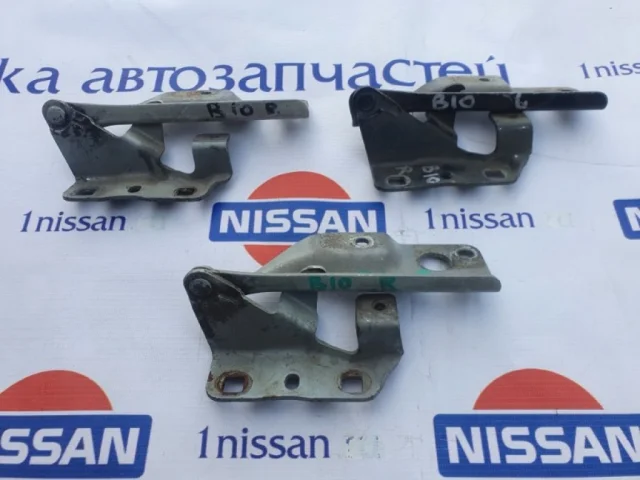 Петля капота левая для Nissan Almera Classic B10 2006-2012 на фотографиях