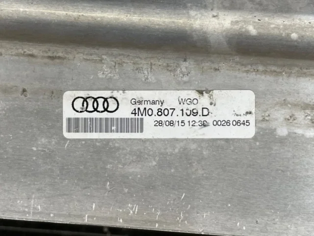 Кассета радиаторов для Audi Q7 4M 2015+ на фотографиях