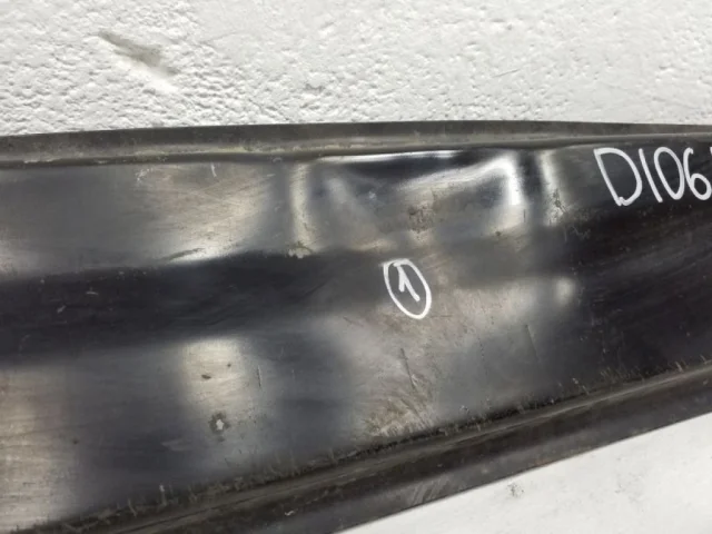 Усилитель заднего бампера для Toyota Corolla E140/E150 Седан 2006-2013 на фотографиях